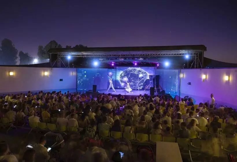 Hotelli Ethra Reserve   Calanè 4