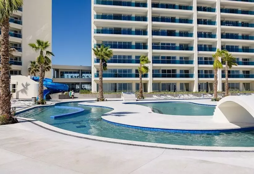 Hotelli Encantame Towers