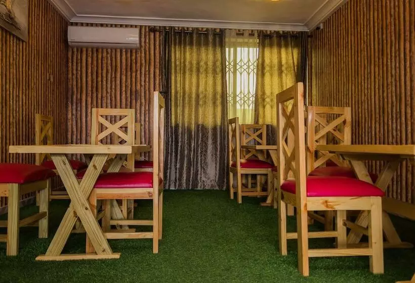 Hotelli Rk Italian Boy