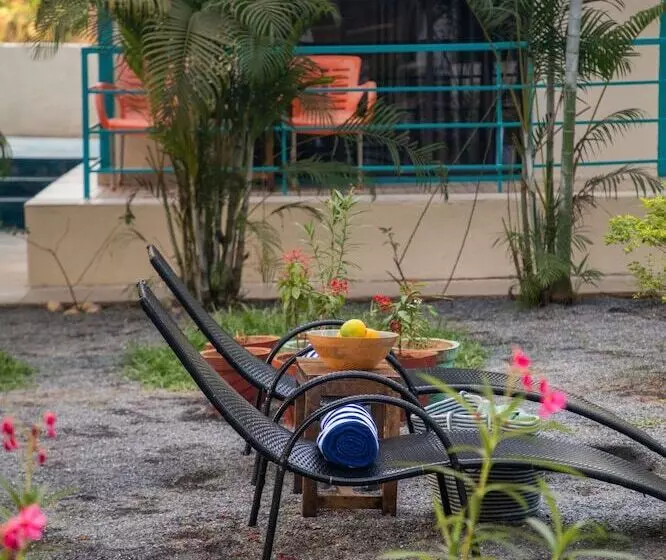 Hotel Mango Tree Courtyard Goa