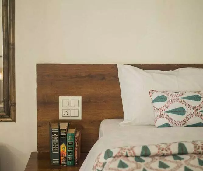 Hotel Mango Tree Courtyard Goa