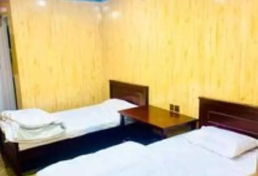 هتل Naqcho Paradise Inn Skardu