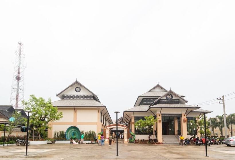 Отель Peacock De Pai