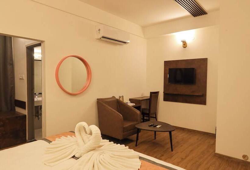 Отель Rv Stay Inn