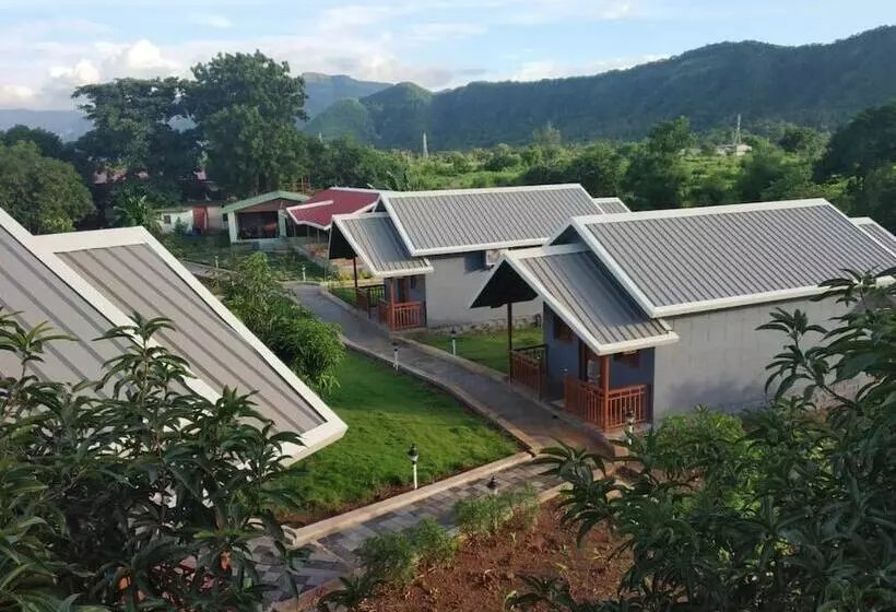 ホテル The Avi S Village Agrotourism