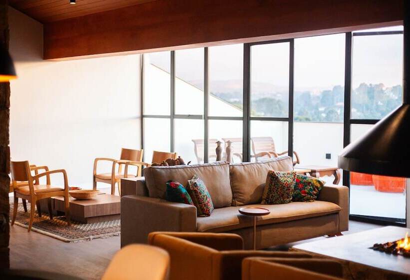 Отель Wanderlust Experience