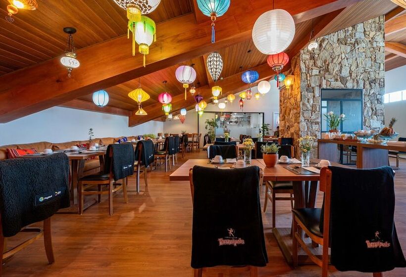 Отель Wanderlust Experience