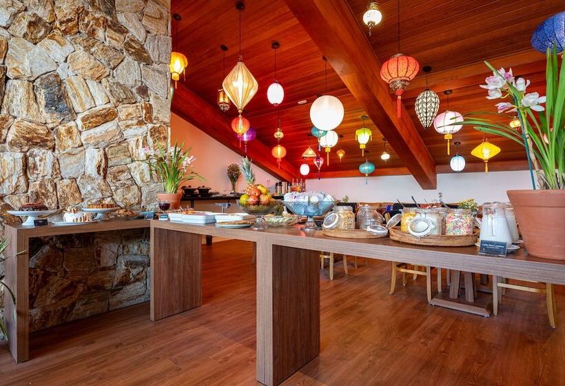 Отель Wanderlust Experience