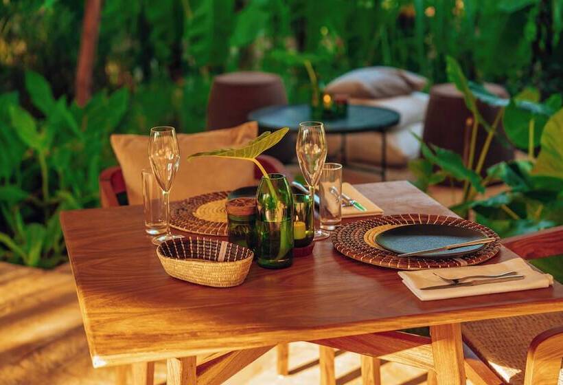 בית מלון כפרי Ycona Luxury Resort