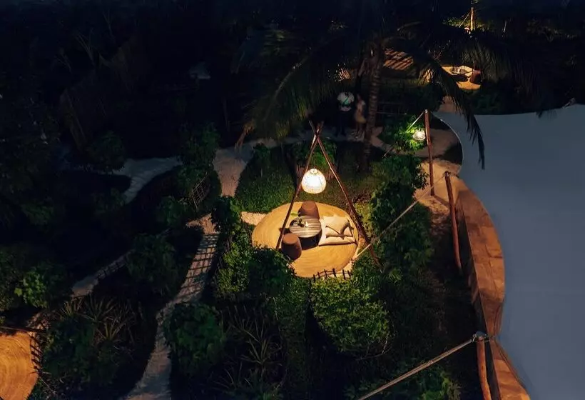 Hotelli Ycona Luxury Resort