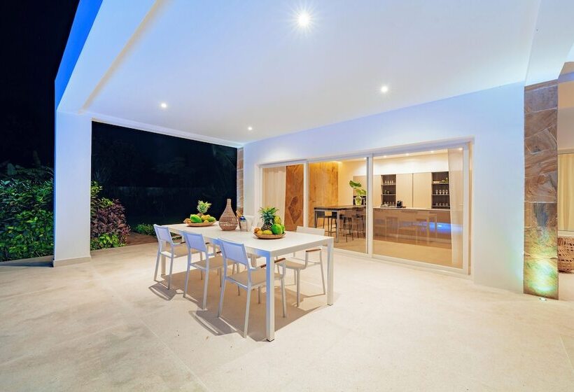 בית מלון כפרי Ycona Luxury Resort