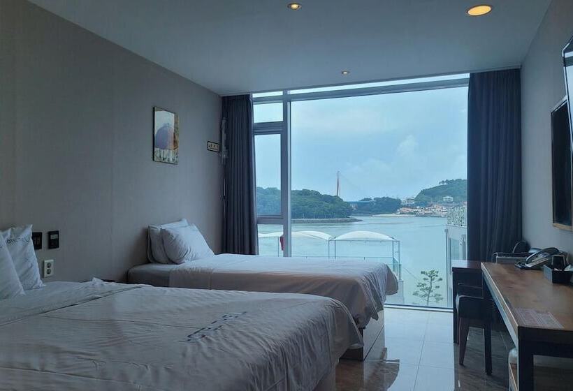 Yeosu Hotel The L