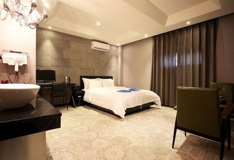 מוטל Ansan Boutique Hotel Reniel