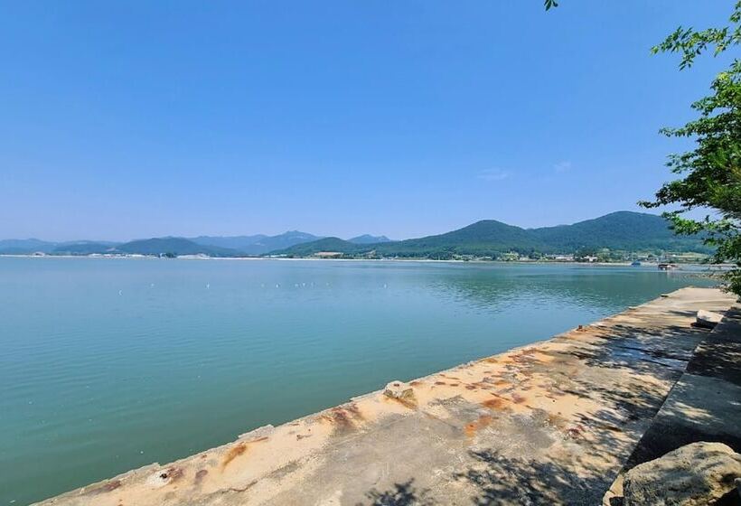 Motel Buan Byeonsan Special