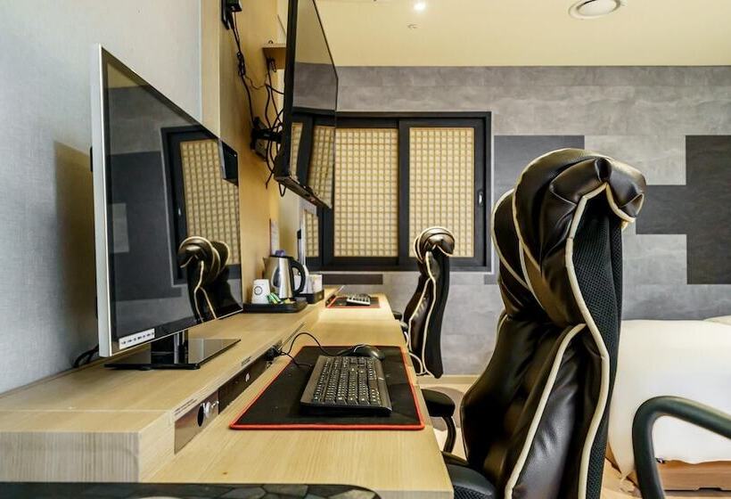 모텔 Bundang Hotel & U