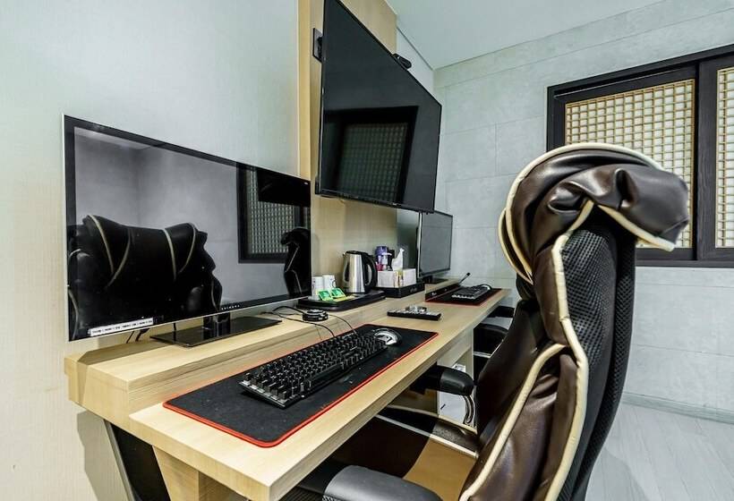 모텔 Bundang Hotel & U