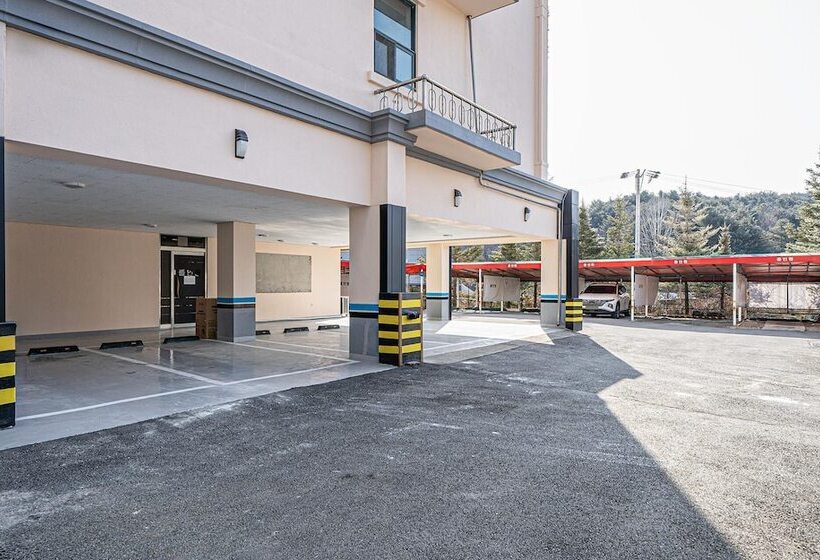 Motel Chuncheon Hole In One