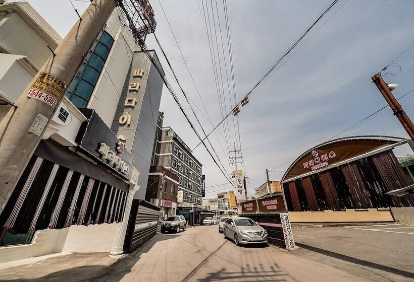 Motel Chuncheon Paradise