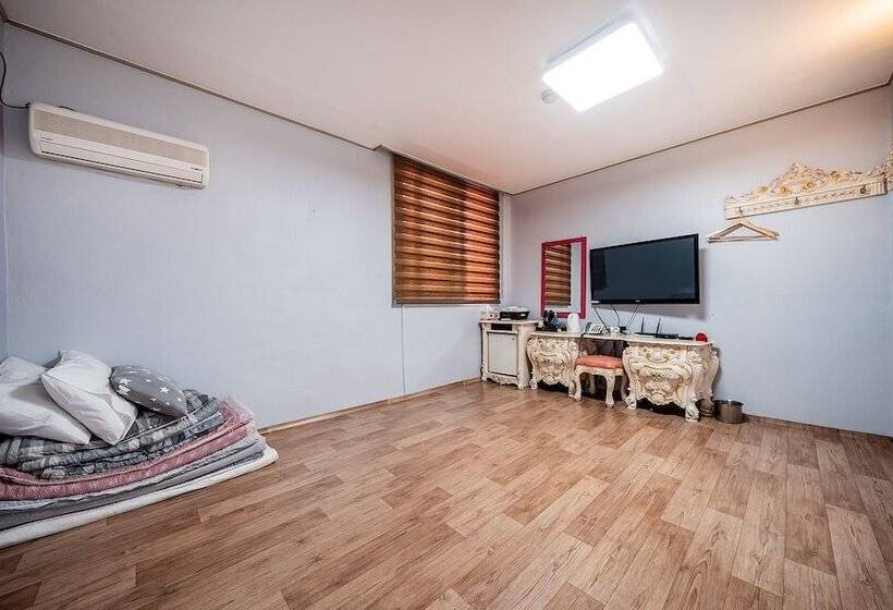 Motel Chuncheon Paradise