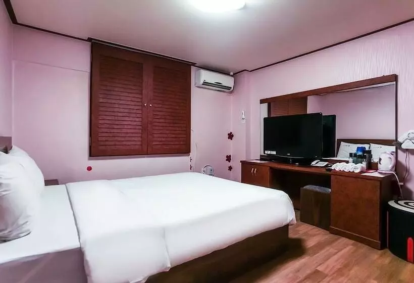 Motel Daebudo M