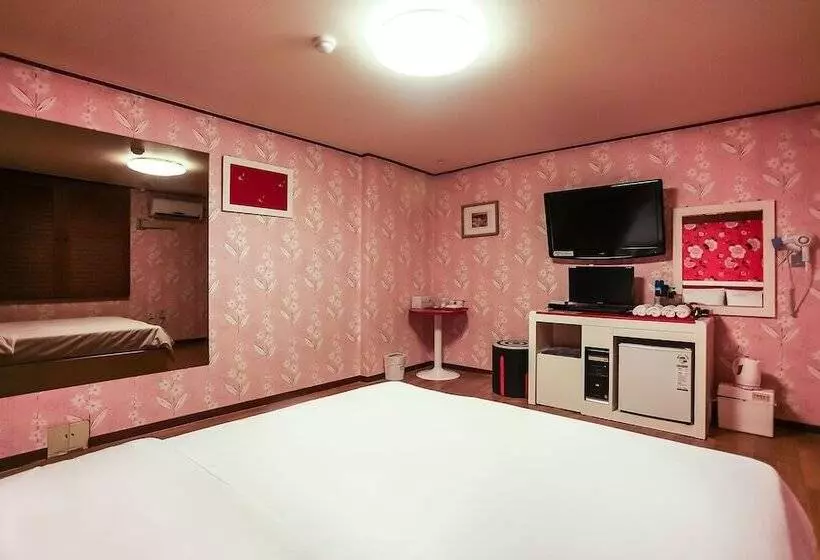 Motel Daebudo M