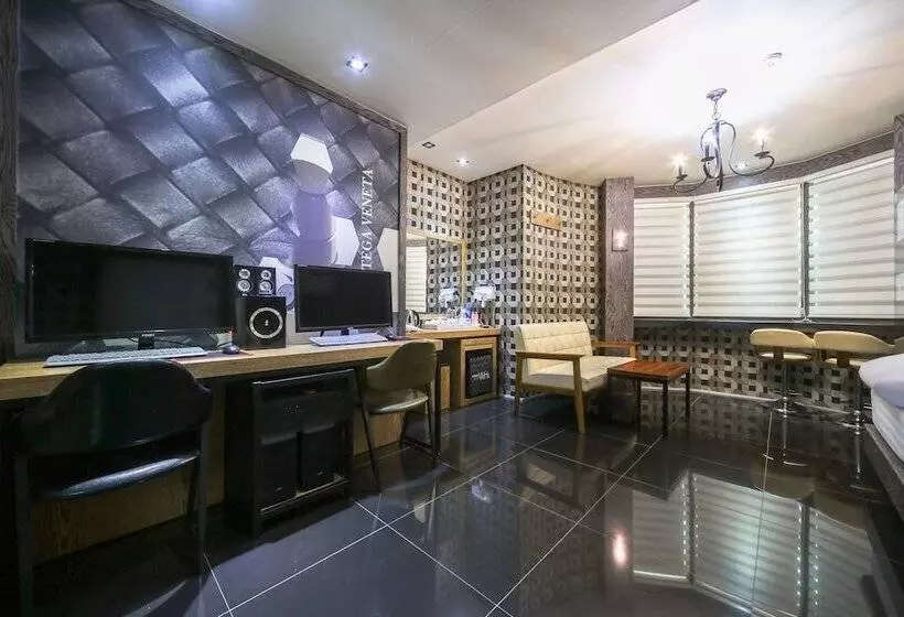 モーテル Daegu Dongdaegu Station Hotel Wink
