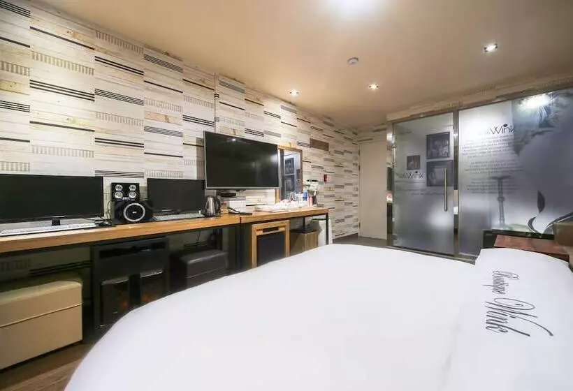 モーテル Daegu Dongdaegu Station Hotel Wink