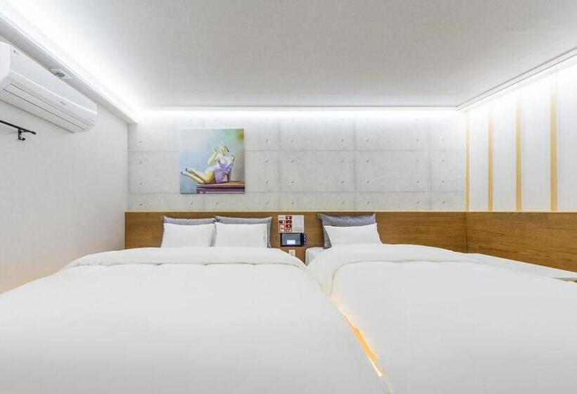 モーテル The Araboda