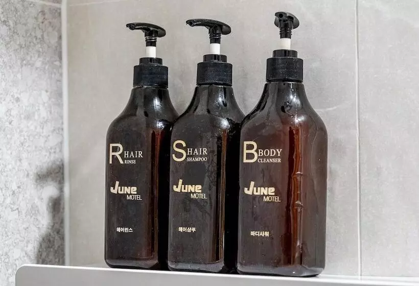 Motelli Ilsan Hwajeong June