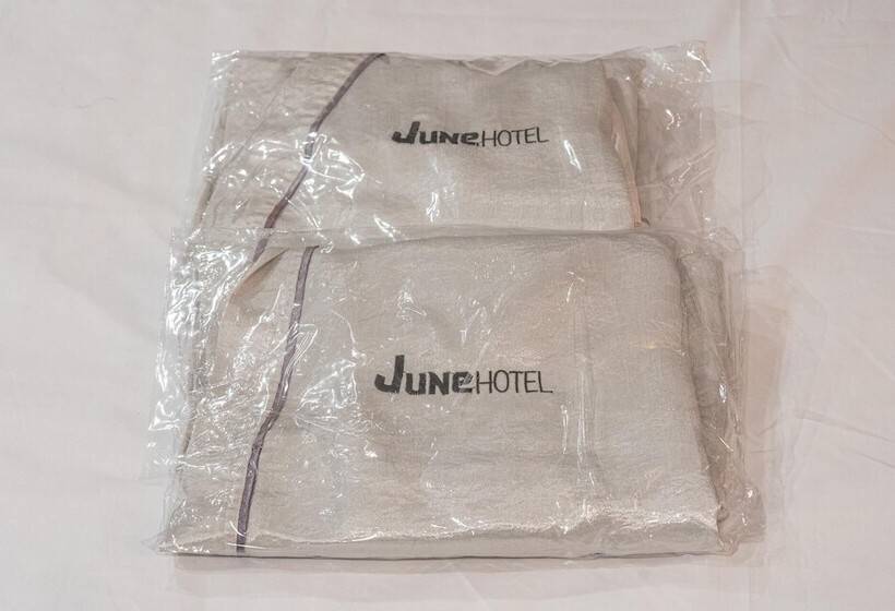 Motell Ilsan Hwajeong June