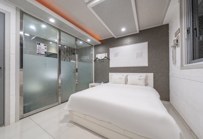 汽车旅馆  Incheon  Crystal