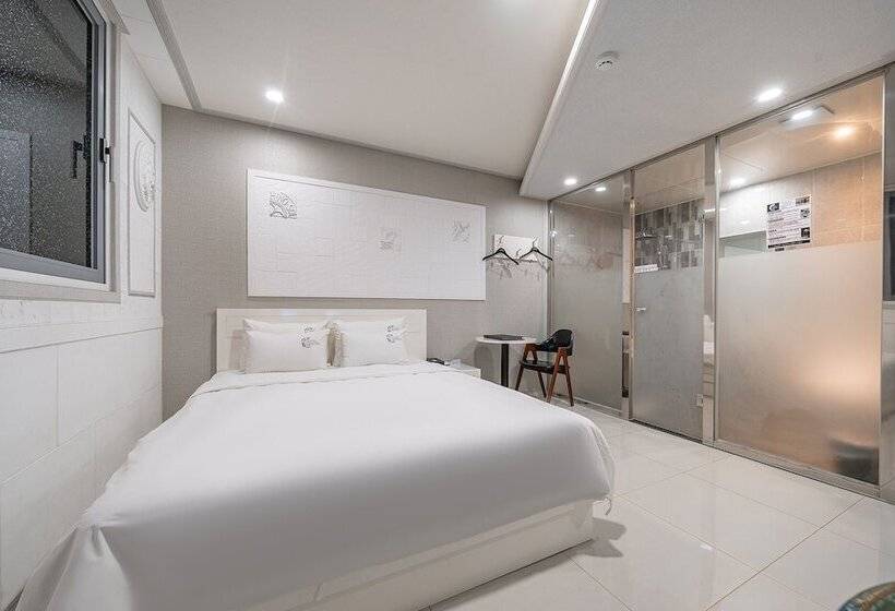 汽车旅馆  Incheon  Crystal