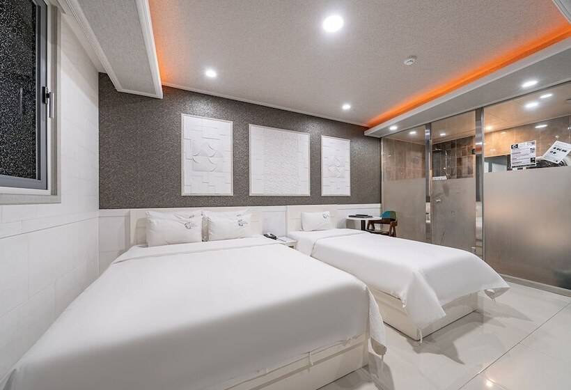 汽车旅馆  Incheon  Crystal