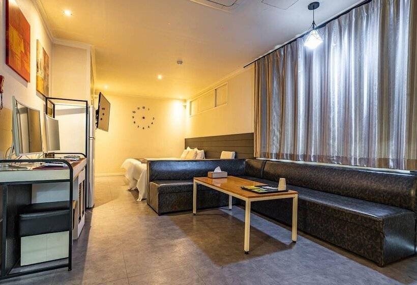 Motel Suwon Yeongtong O2