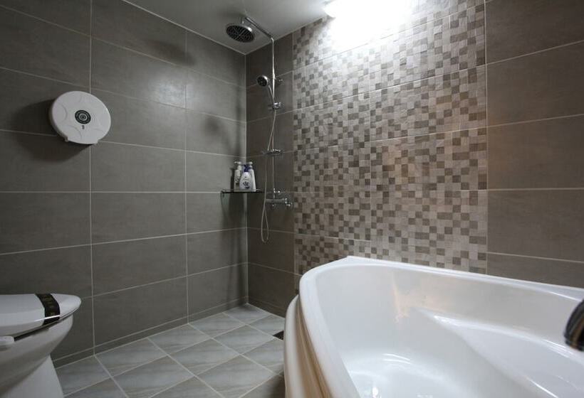 Motel Suwon Yeongtong O2