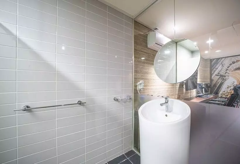 مُتل Tongyeong Hotel O2