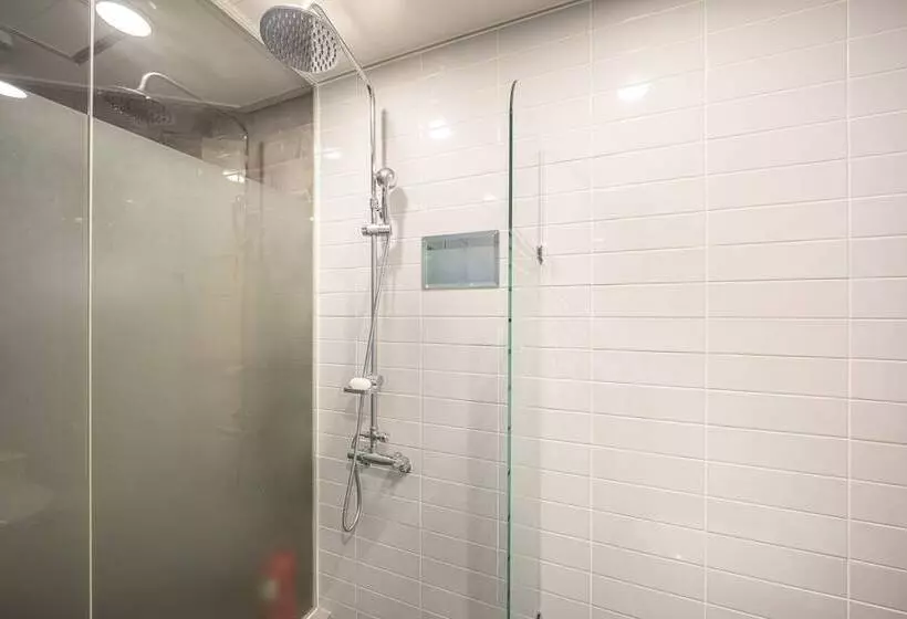مُتل Tongyeong Hotel O2