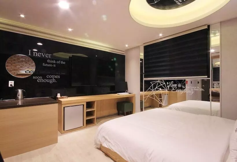 モーテル Ulsan Ktx Station Hotel Foss