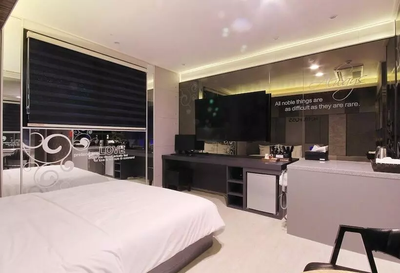 モーテル Ulsan Ktx Station Hotel Foss