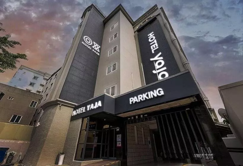 مُتل Yaja Pohang Passengers Terminal