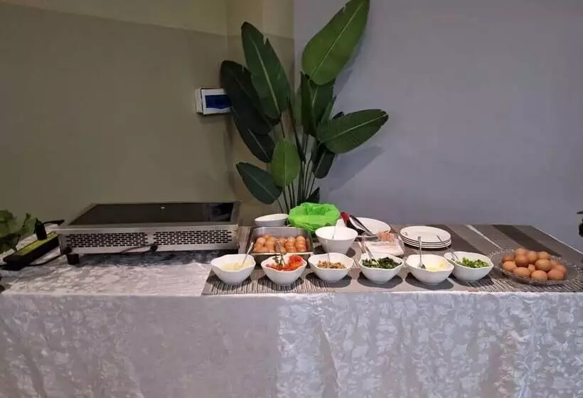 O Bwira  Hotels & Resorts