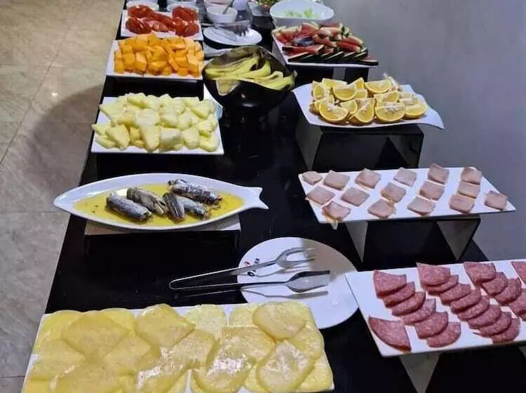 O Bwira  Hotels & Resorts