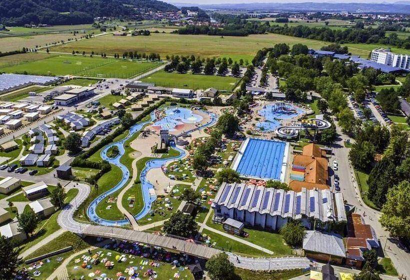 استراحتگاه Mediteran Mobile Homes In Terme Catez