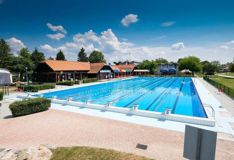 استراحتگاه Mediteran Mobile Homes In Terme Catez