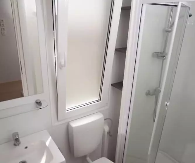 استراحتگاه Mediteran Mobile Homes In Terme Catez