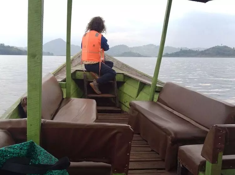 تختخواب و صبحانه Leisere Inn