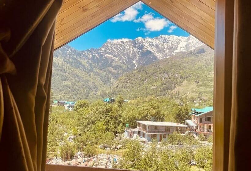 Hotel Bsr Resort By Apple Orchards