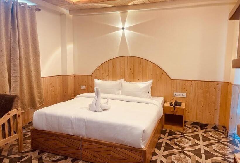 Hotel Bsr Resort By Apple Orchards