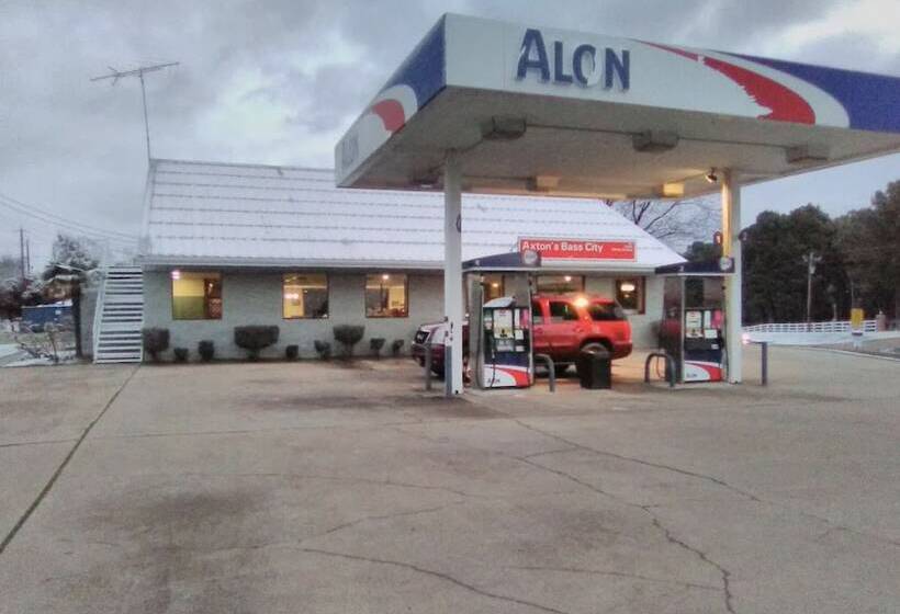 Отель Axtons Bass City Resort