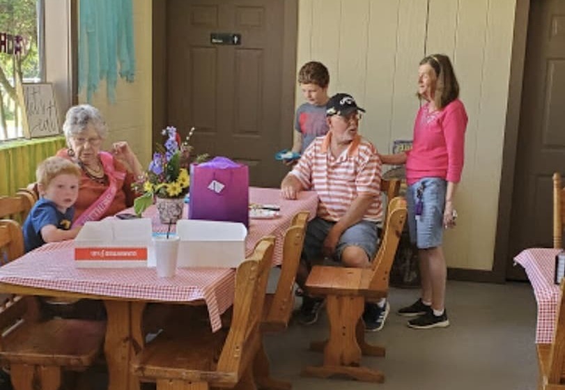 Отель Axtons Bass City Resort